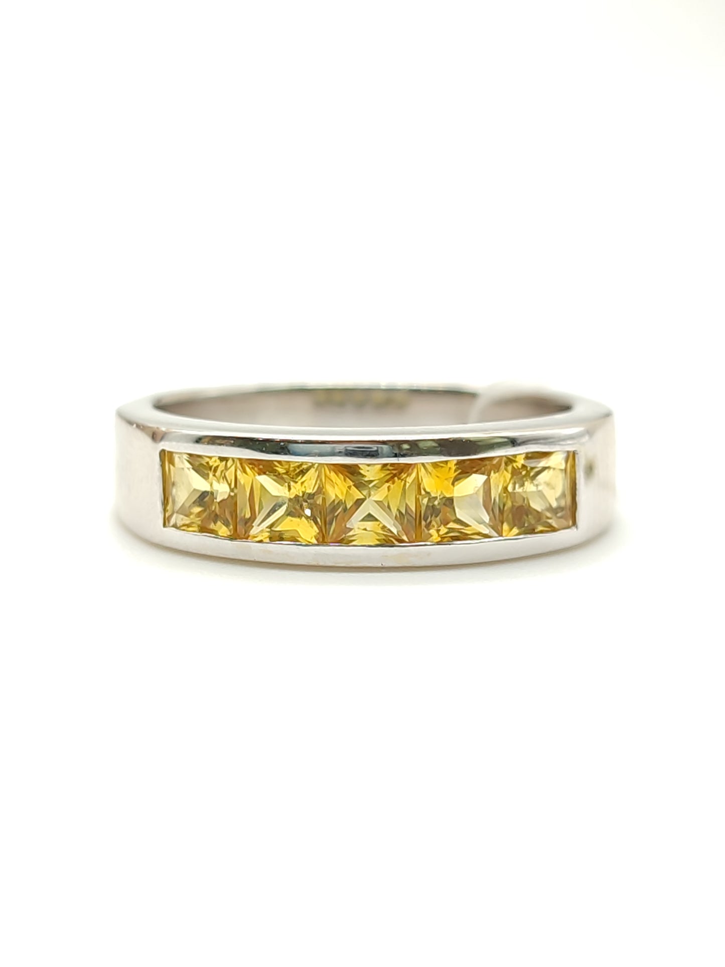 Pavan - Half wedding band in gold with yellow sapphires