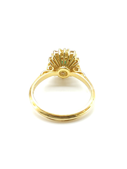Pavan - Anello in oro con smeraldo e diamanti 8\8