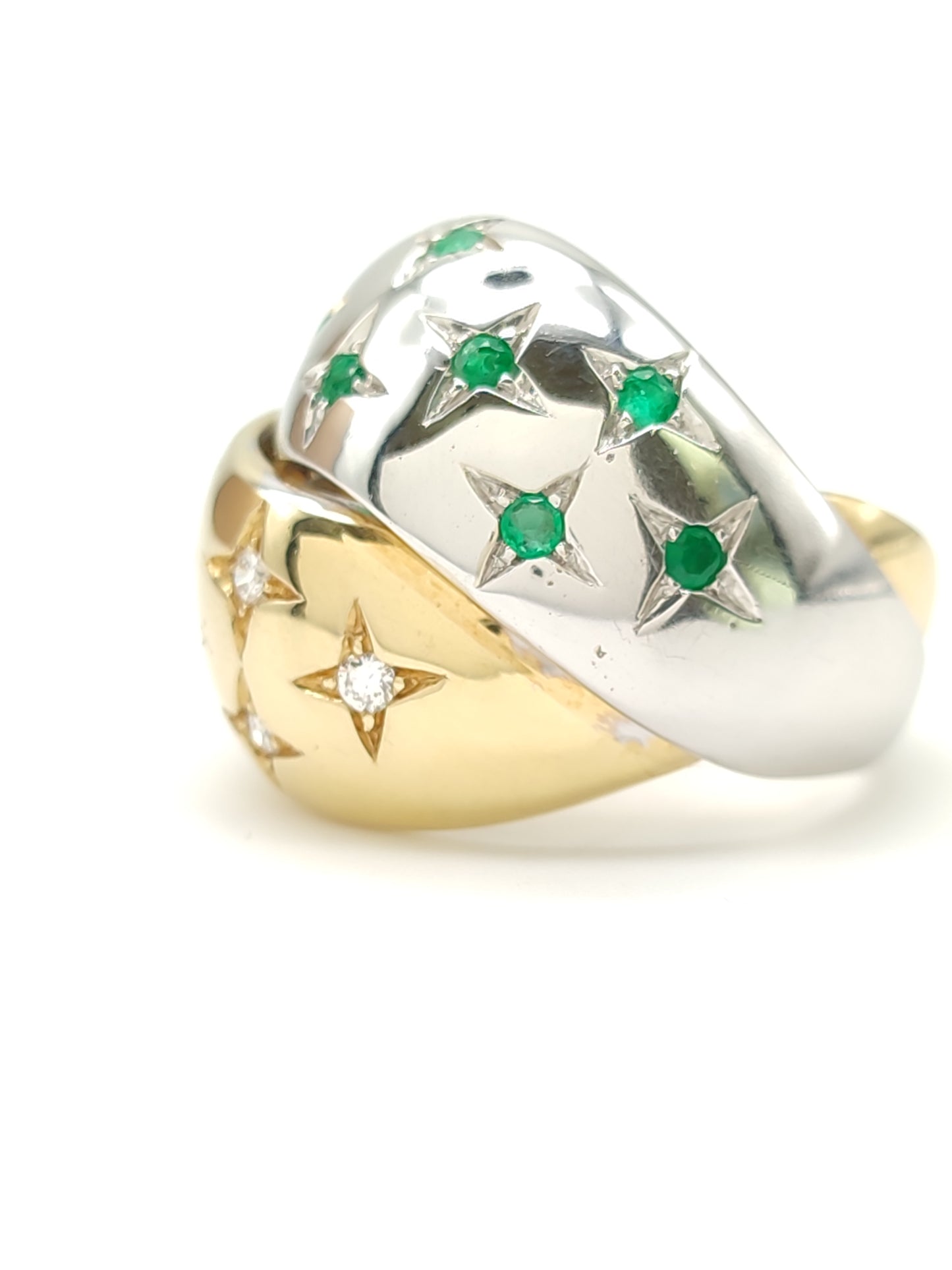 Pavan - Gold band ring with diamonds and emeralds