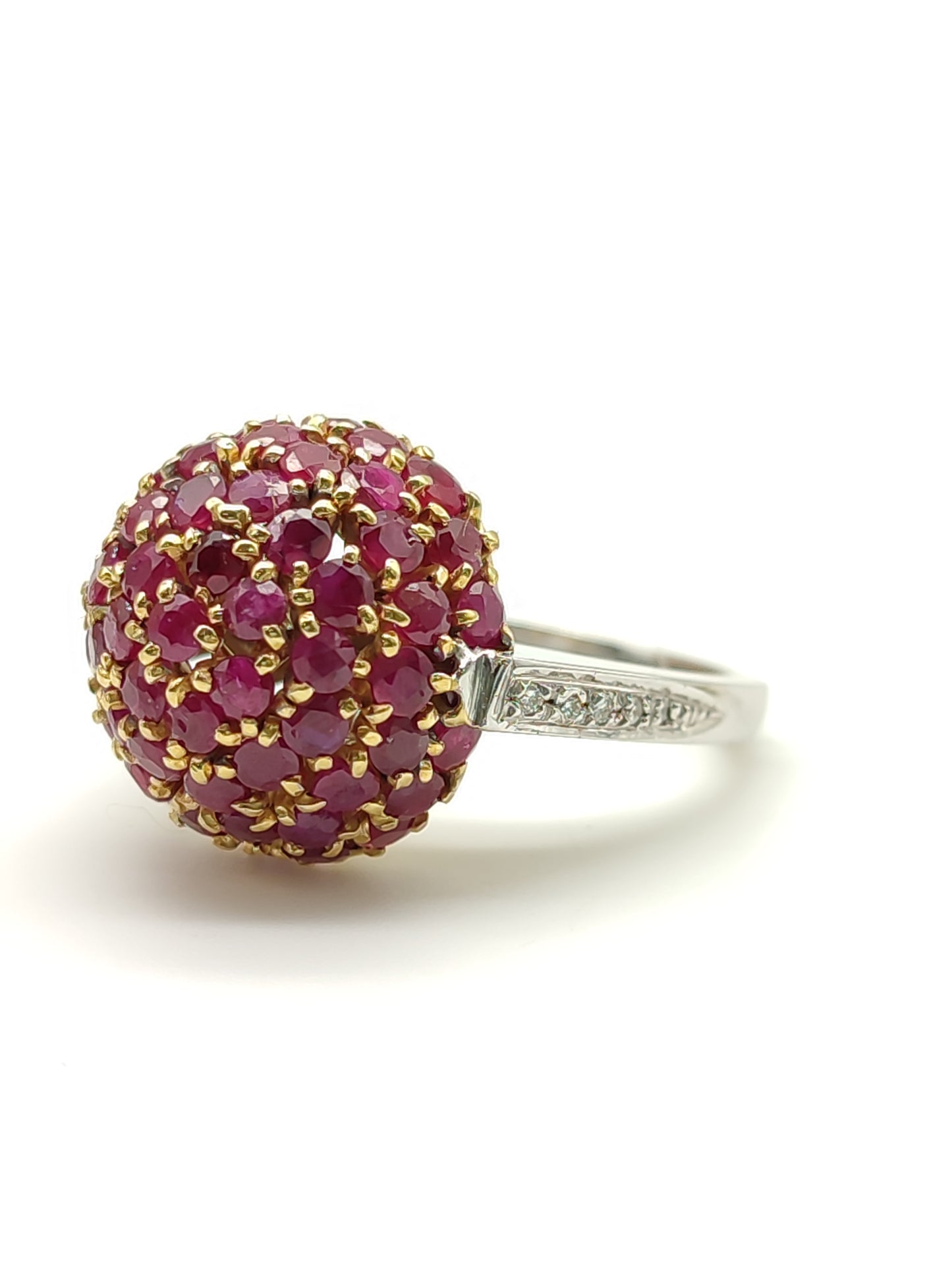 Pavan - White gold ring with rubies and diamonds