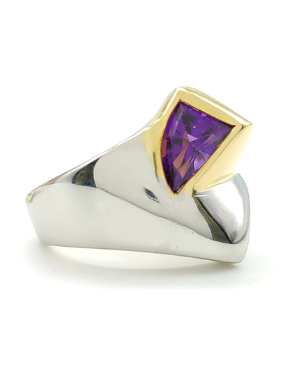 Pavan - Ring in yellow gold and platinum with amethyst