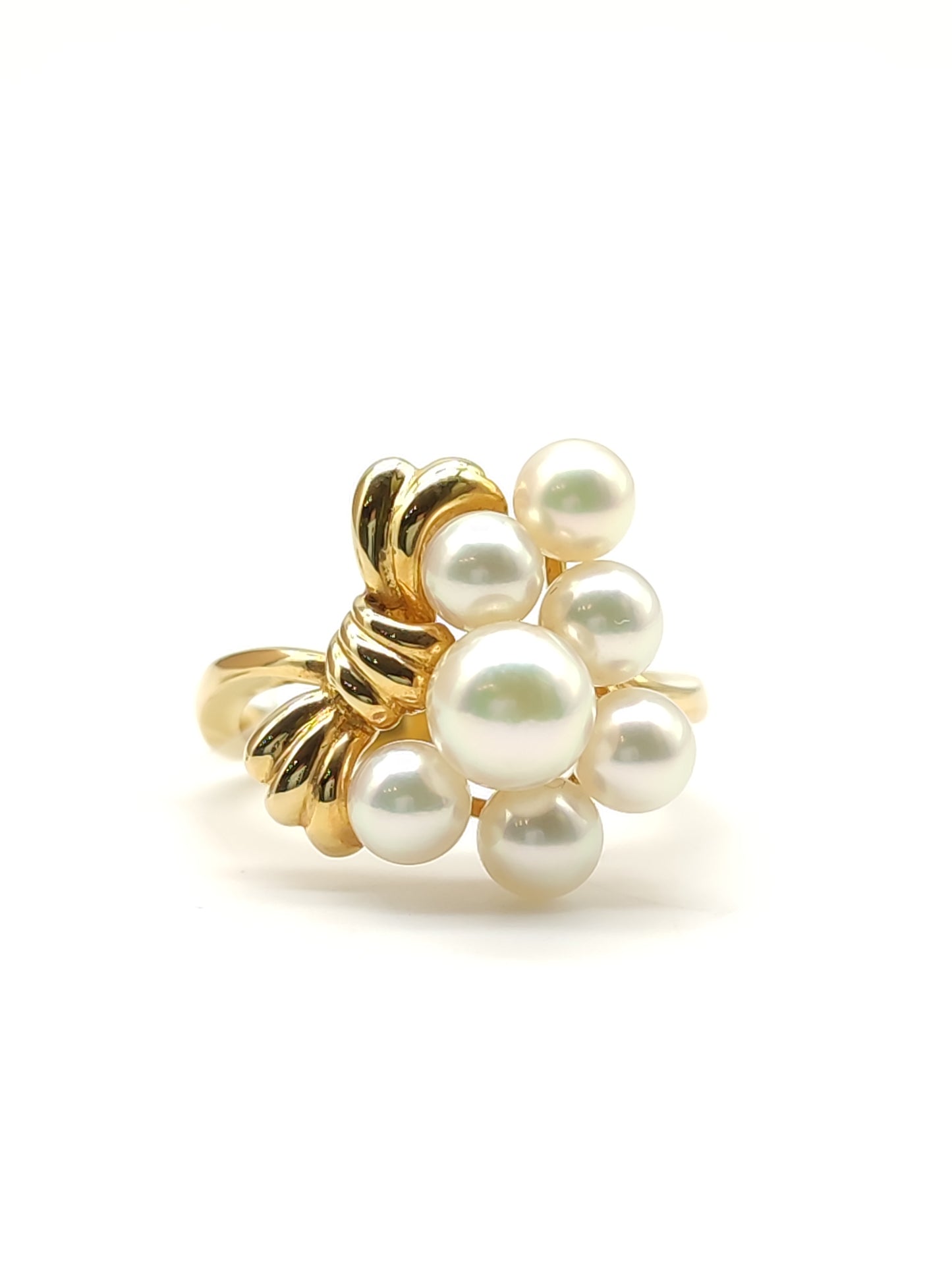 Mikimoto - Gold bow ring with Japanese pearls