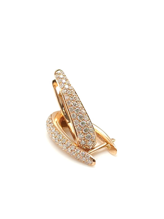 Oval earrings in rose gold with diamonds