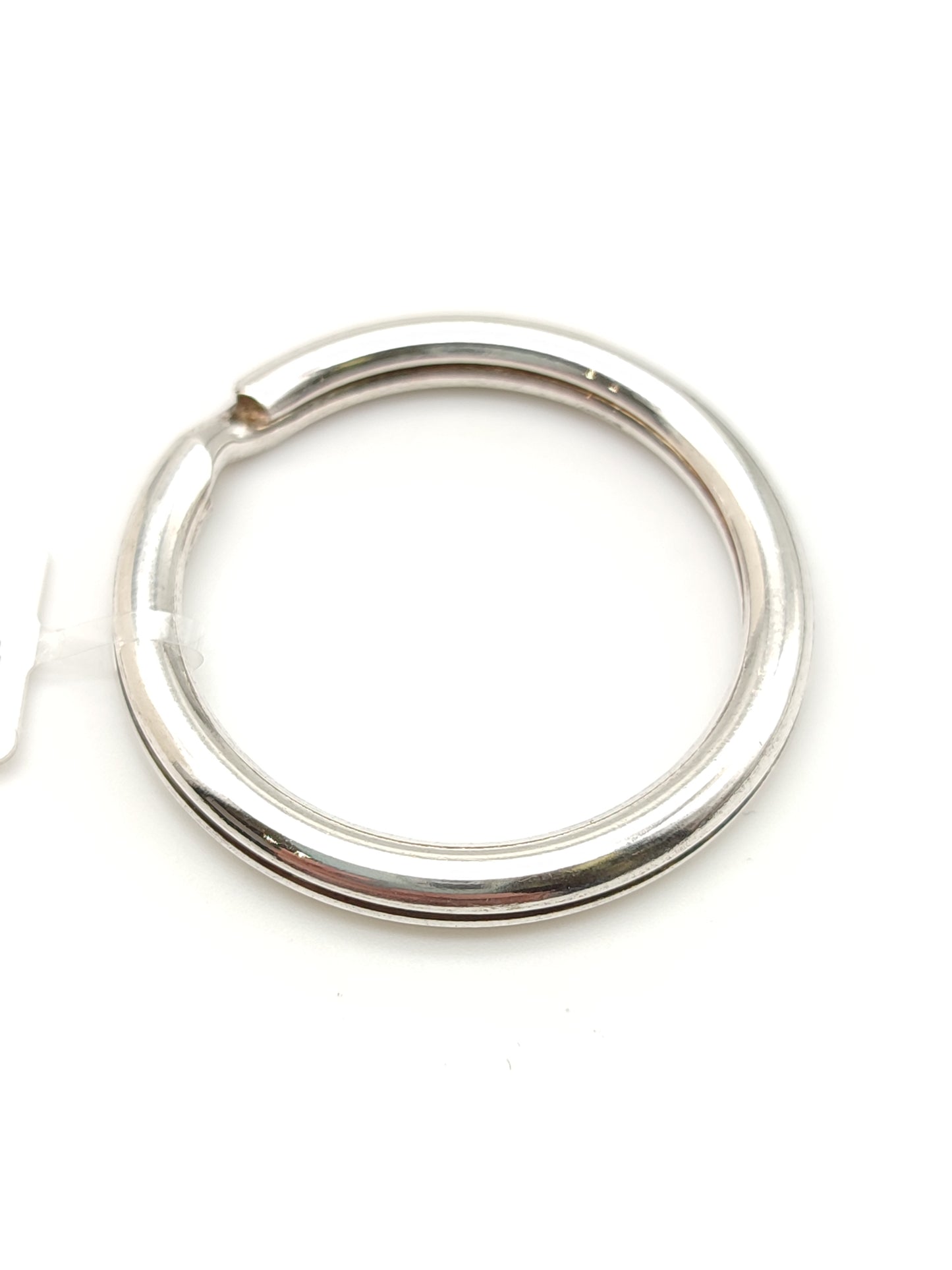 Silver key ring brisé ring