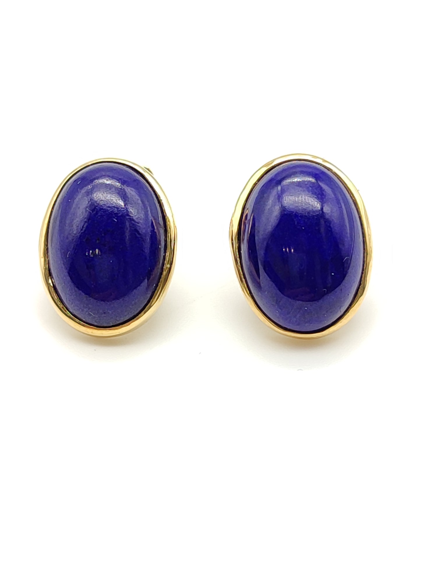 Stud earrings with lapis lazuli