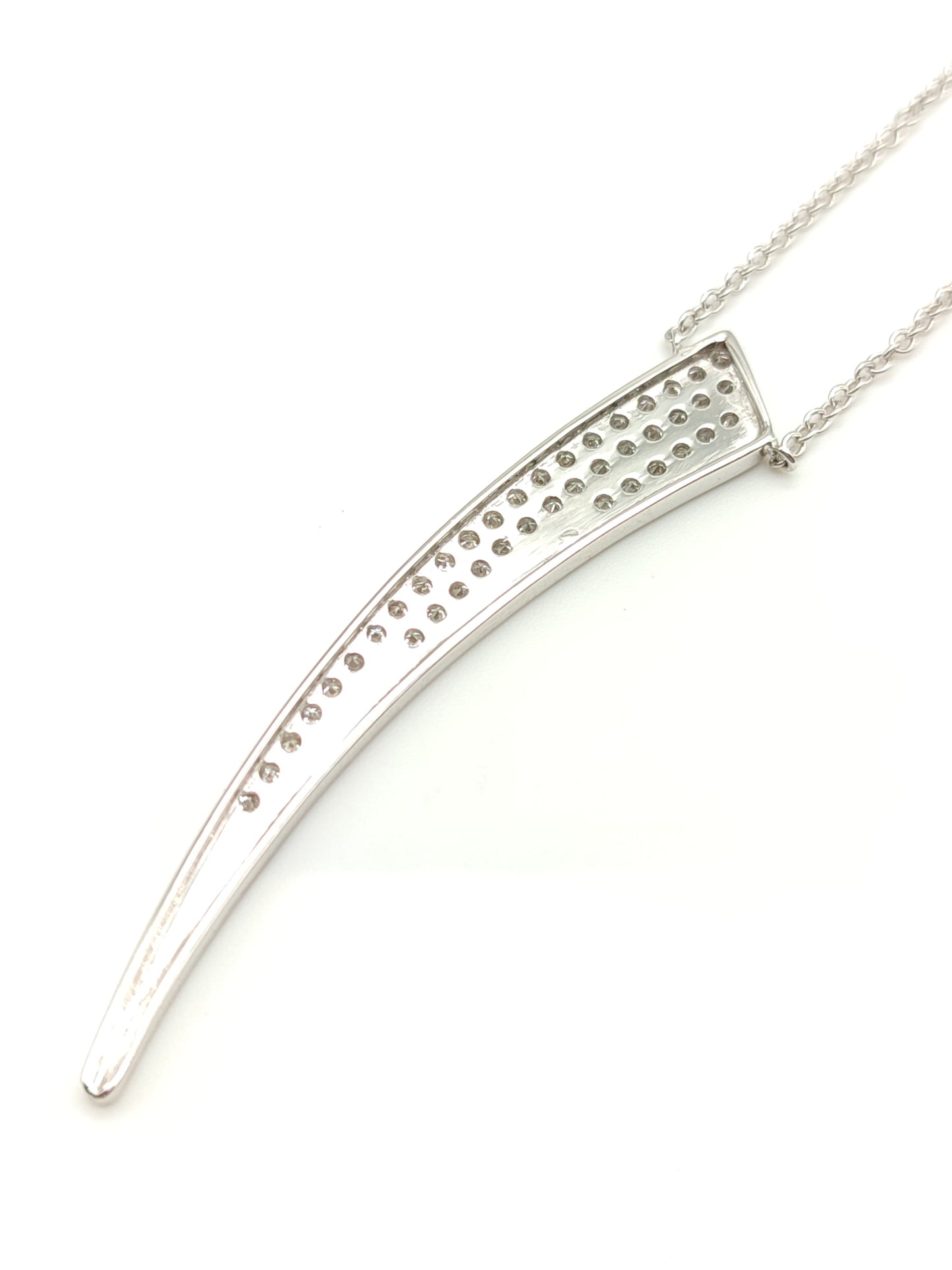 White gold necklace with diamonds