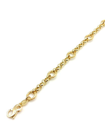 Gold bracelet with round links