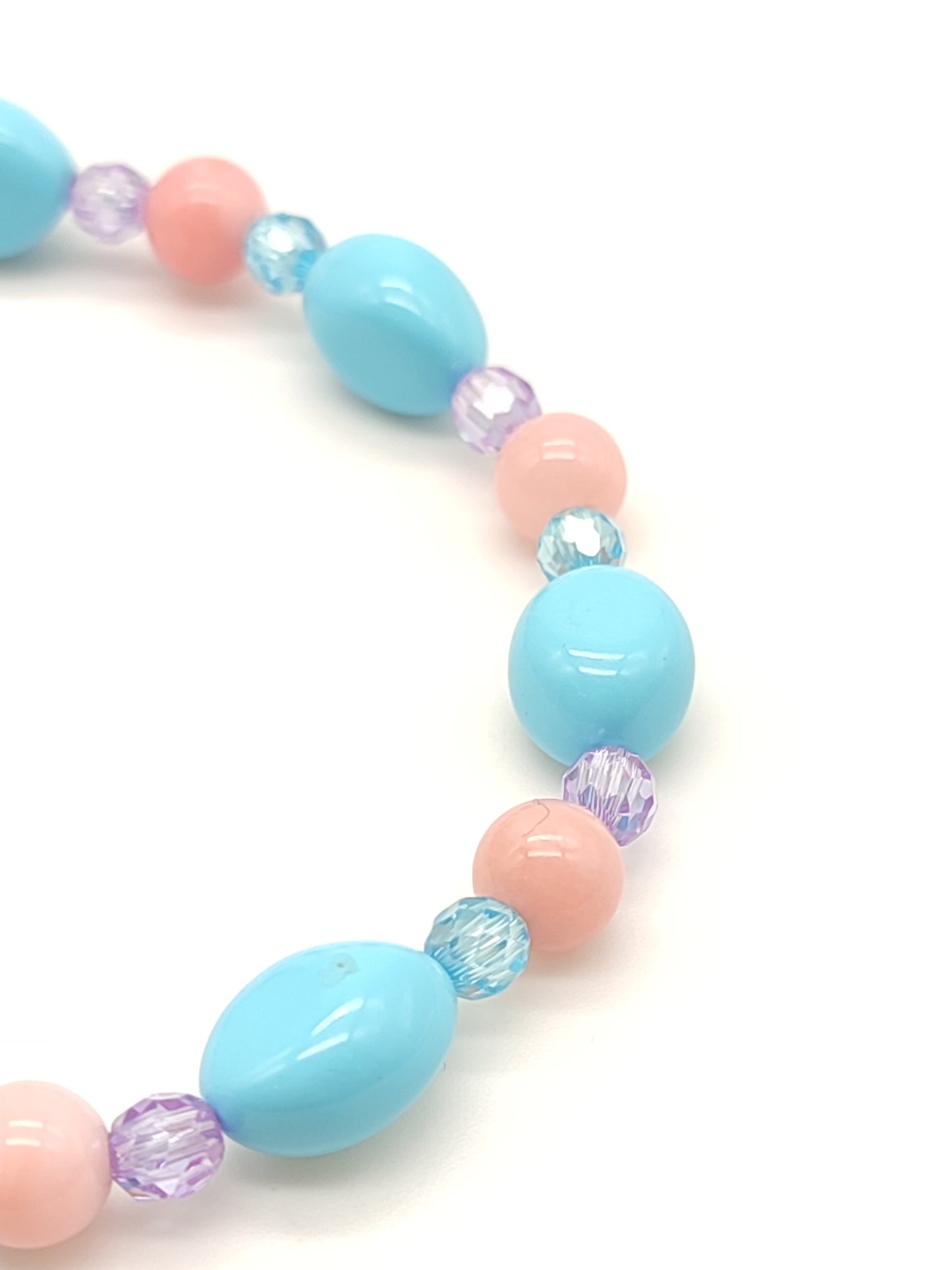 Sea bracelet with turquoises and corals