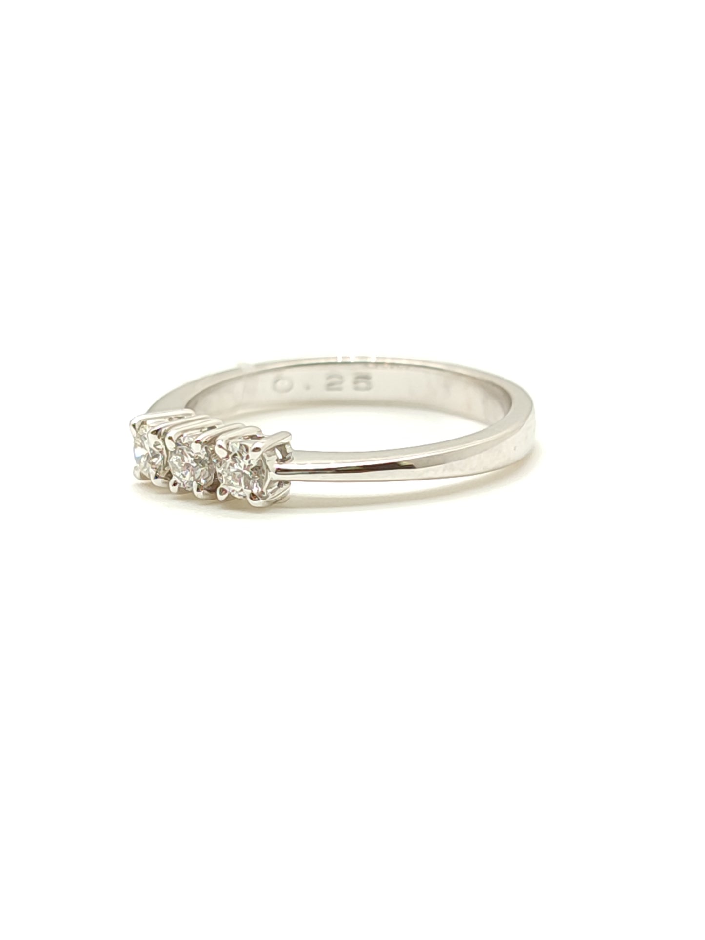 Gold trilogy ring with 0.25ct diamonds