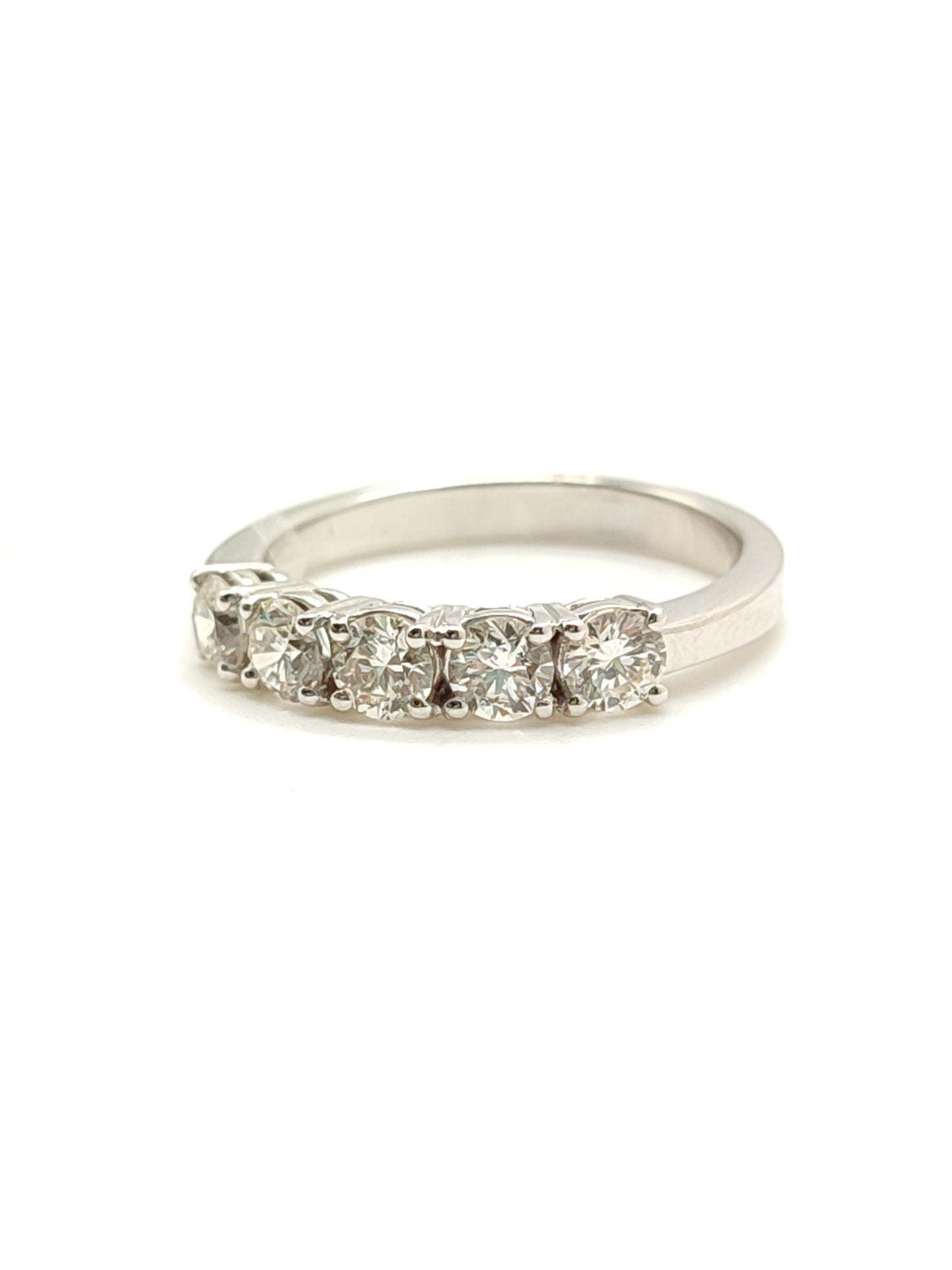 Half wedding band ring in gold with 1.00ct diamonds