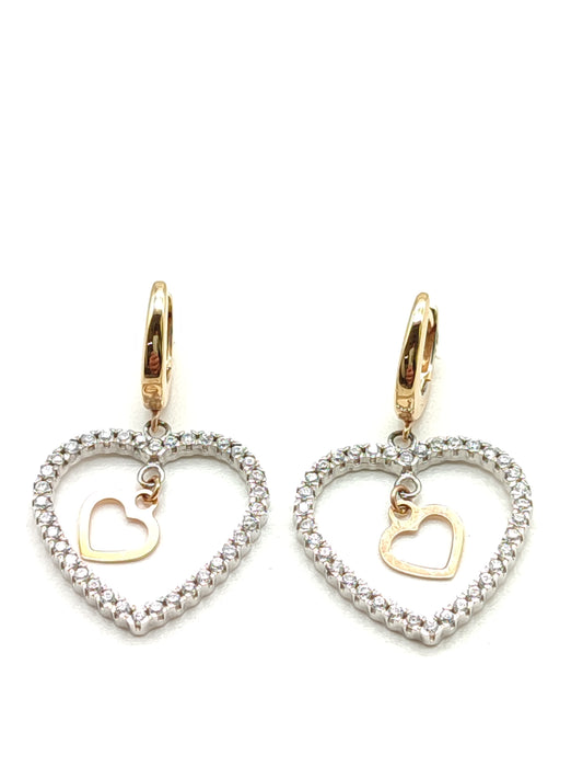 Gold earrings with heart-shaped zircons