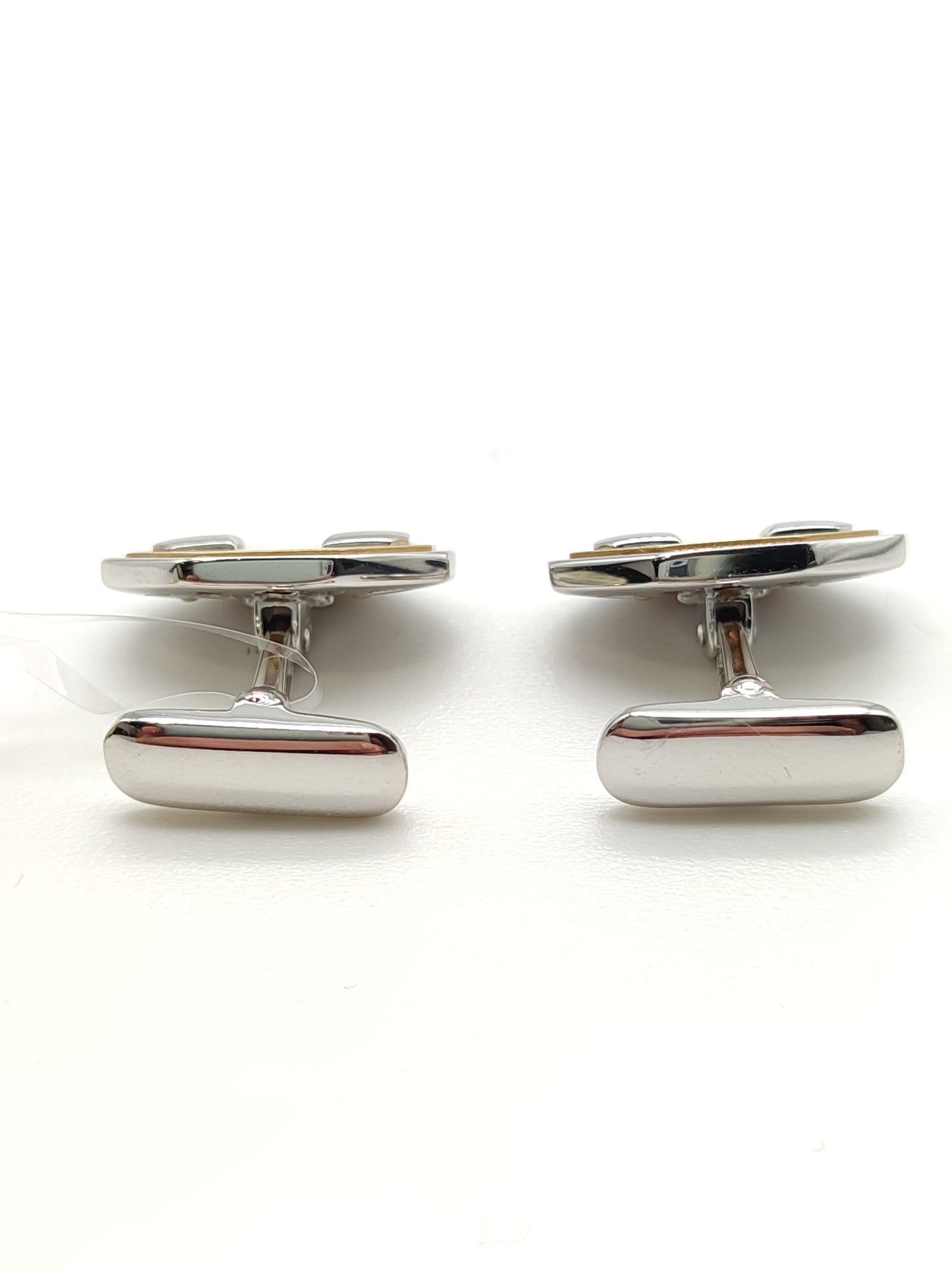 Cufflinks in yellow and white gold