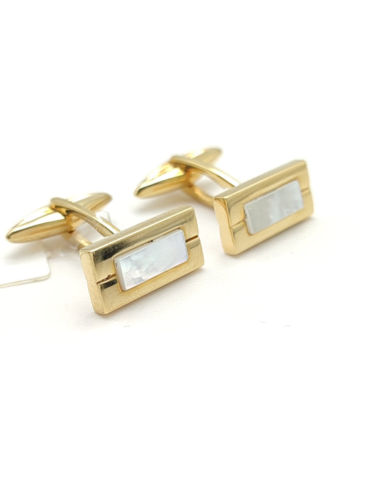 Yellow gold cufflinks with mother of pearl