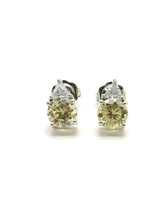 Silver lobe earrings with zircons