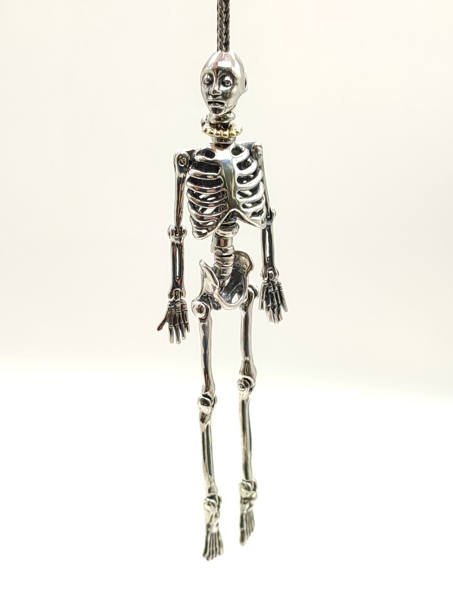 Trollbeads skeleton halloween limited edition pendant