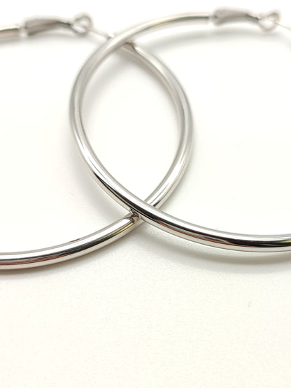 Large hoop earrings in silver
