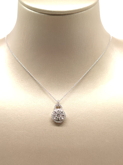 Light point padlock necklace with 0.39ct diamonds