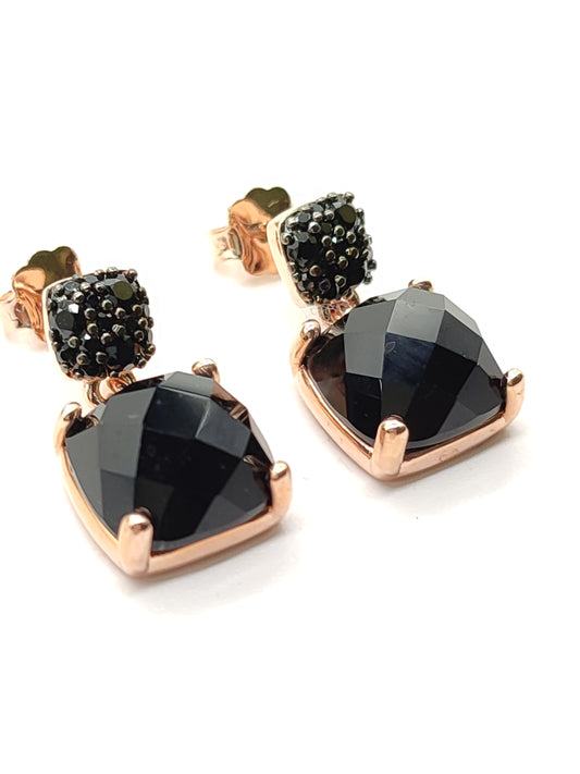 Earrings with black pavé spinels