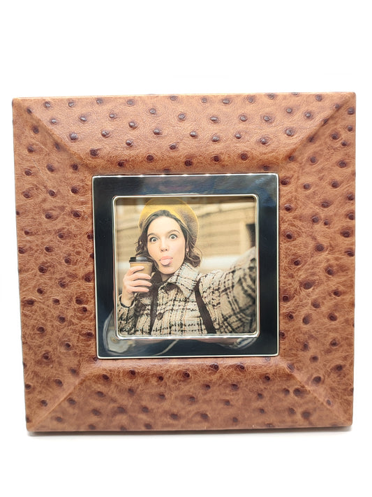 Photo frame in silver and ostrich leather 9x9cm