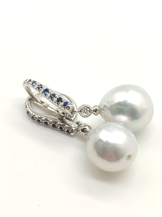 Orecchini con perle australiane, diamanti e zaffiri