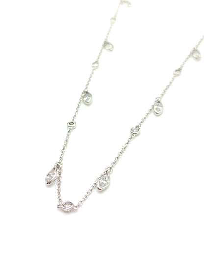 Long necklace with shuttle zirconia