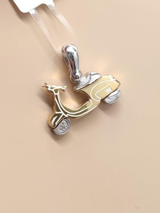 Yellow and white gold wasp pendant