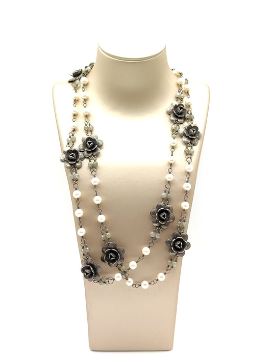 Long silver filigree necklace with pearls, flowers and quartz