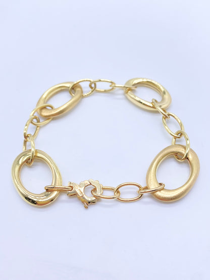 Yellow gold bracelet with ovals