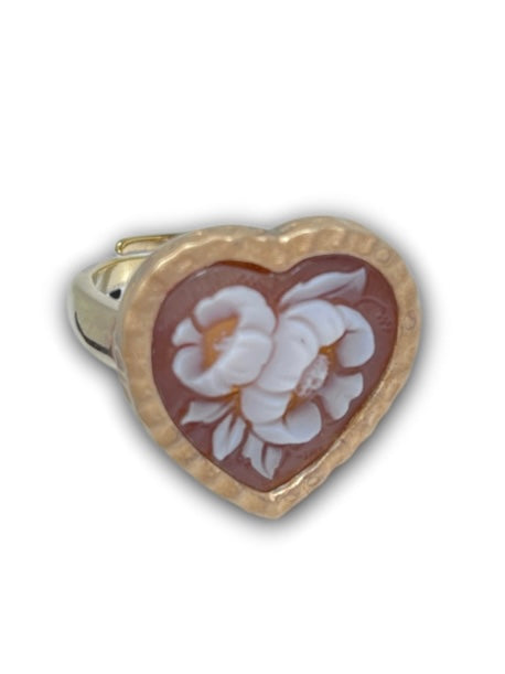 Silver heart ring with cameo